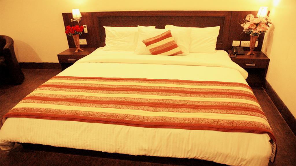 Airport Hotel Daya Capitol Νέο Δελχί Εξωτερικό φωτογραφία