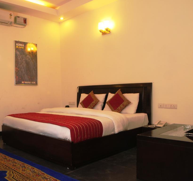 Airport Hotel Daya Capitol Νέο Δελχί Εξωτερικό φωτογραφία