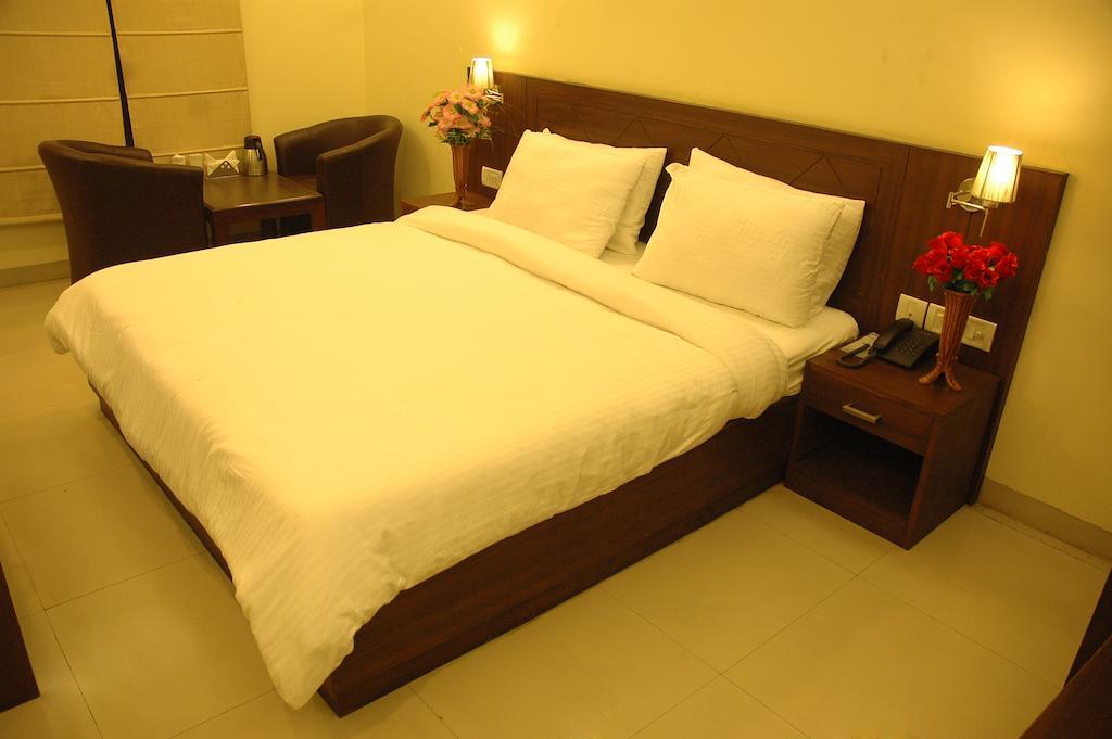 Airport Hotel Daya Capitol Νέο Δελχί Εξωτερικό φωτογραφία