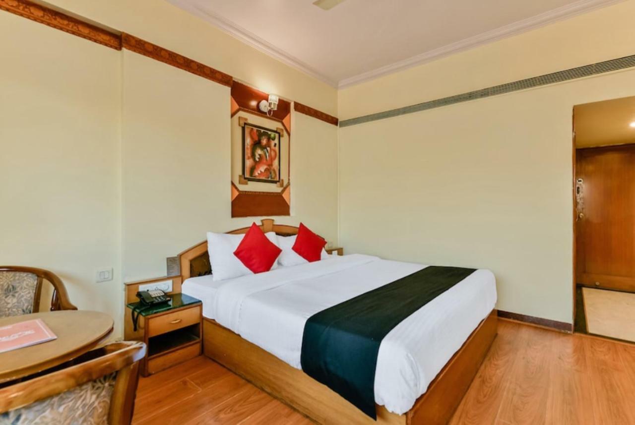Airport Hotel Daya Capitol Νέο Δελχί Εξωτερικό φωτογραφία