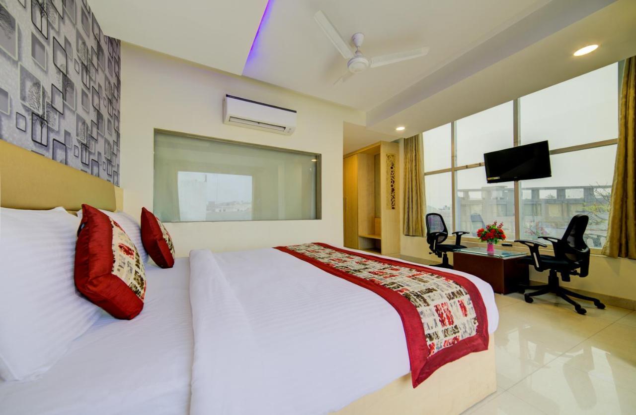 Airport Hotel Daya Capitol Νέο Δελχί Εξωτερικό φωτογραφία